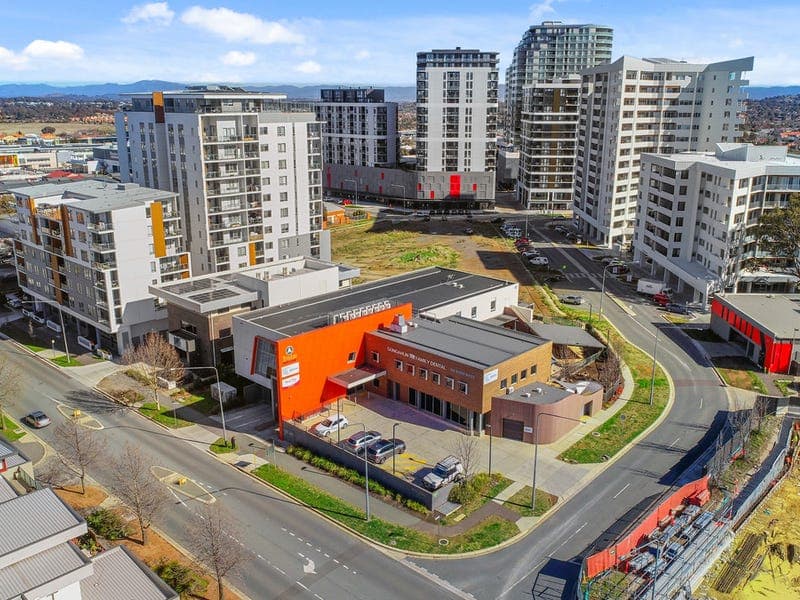 High Profile Medical Hub in Town Centre Location - Image 2